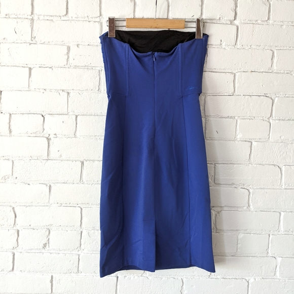 Stunning Strapless Royal Blue Mini Dress With Satin Detail - Picture 3 of 3